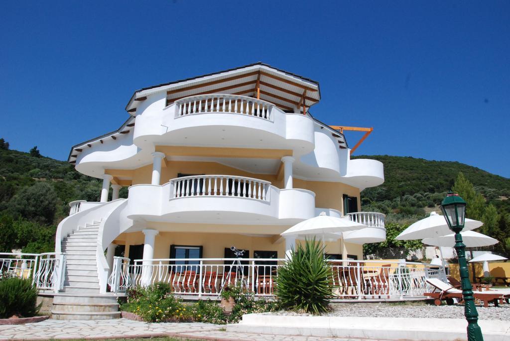Villa Alex Riza  Bagian luar foto