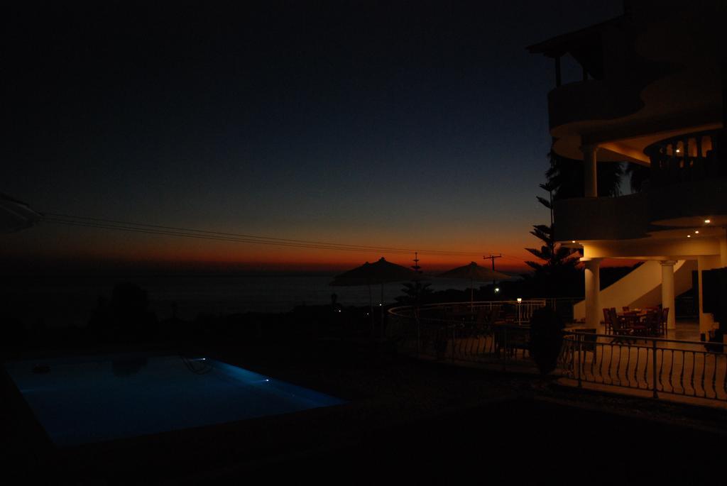 Villa Alex Riza  Bagian luar foto
